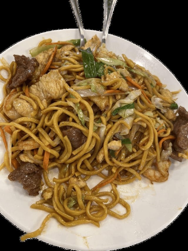 91. House Special Lo Mein / 招牌粗炒麵.